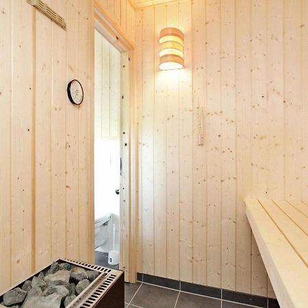 Three-Bedroom Holiday Home In Grossenbrode 8 Экстерьер фото