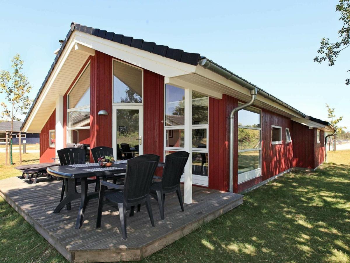 Three-Bedroom Holiday Home In Grossenbrode 8 Экстерьер фото